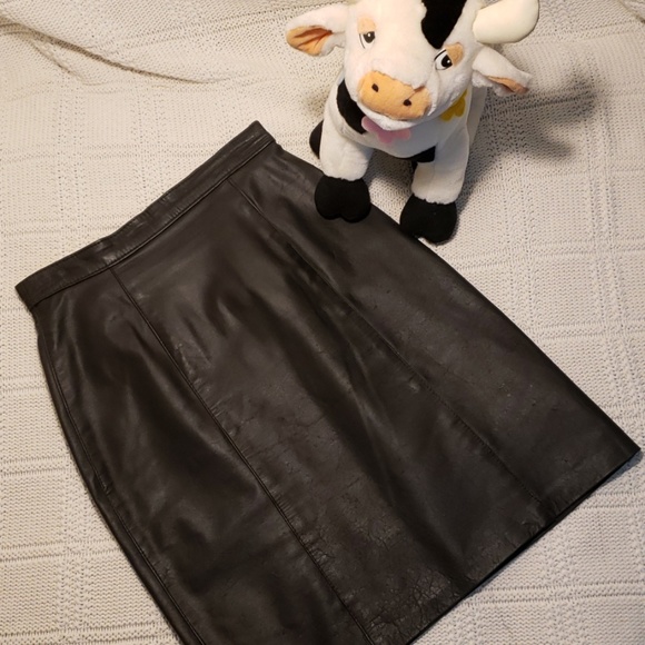 Comint Dresses & Skirts - Vintage Comint leather skirt